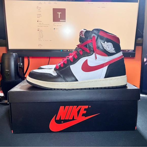 Retro High OG Air Jordan 1 Gym Red - Picture 4 of 8